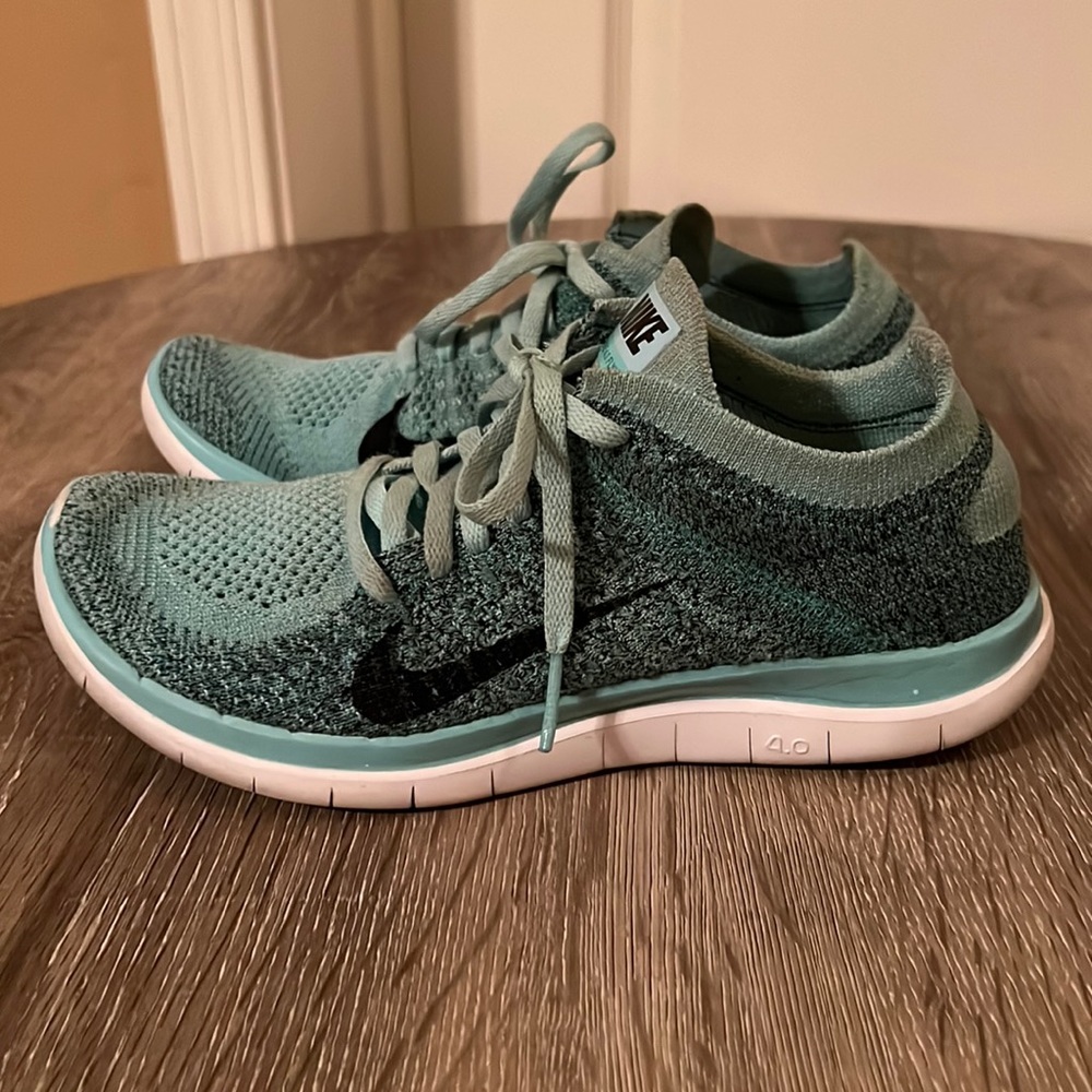 Nike Women's Free Flyknit 4.0